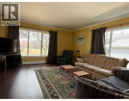 4pc Bathroom - 104 7 Avenue N, Vulcan, AB T0L2B0 Photo 12