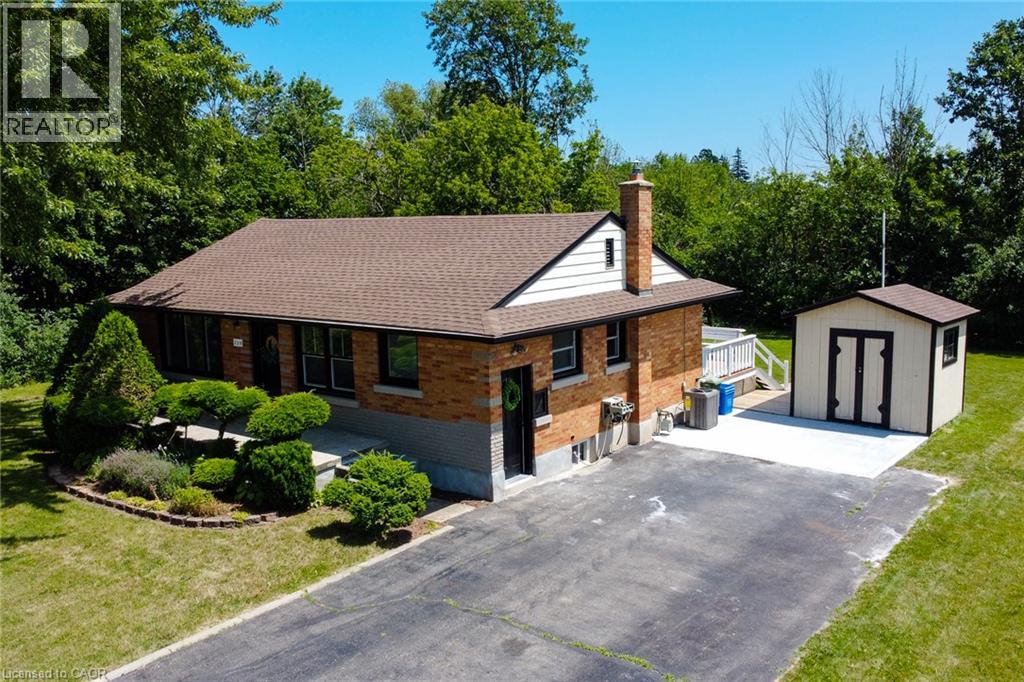 220 WINONA Road, Stoney Creek — photo 3