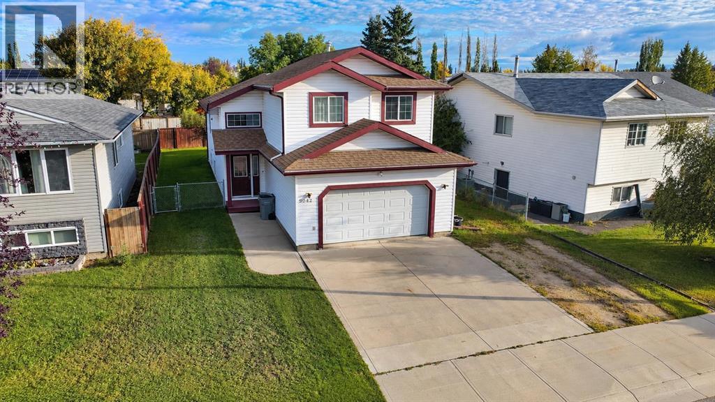 9042 103 Avenue - 1