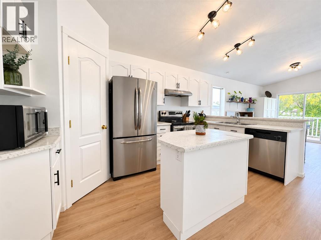 9042 103 Avenue - 12