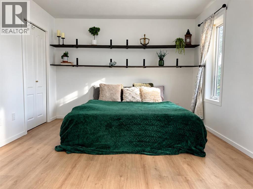 9042 103 Avenue - 24