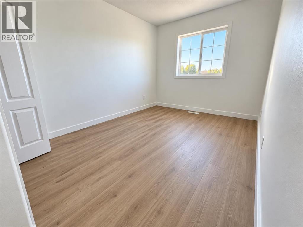 9042 103 Avenue - 27