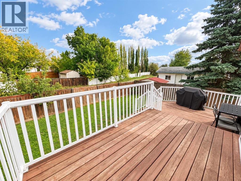 9042 103 Avenue - 35