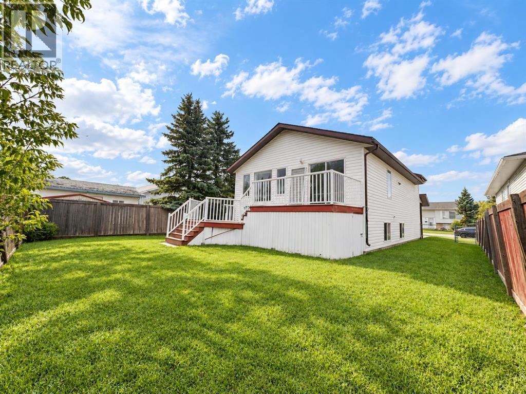 9042 103 Avenue - 38