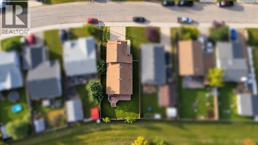 9042 103 Avenue - 5