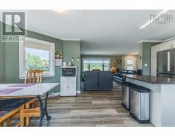 7048 Highway 2, Portapique, NS B0M1B0 Photo 16