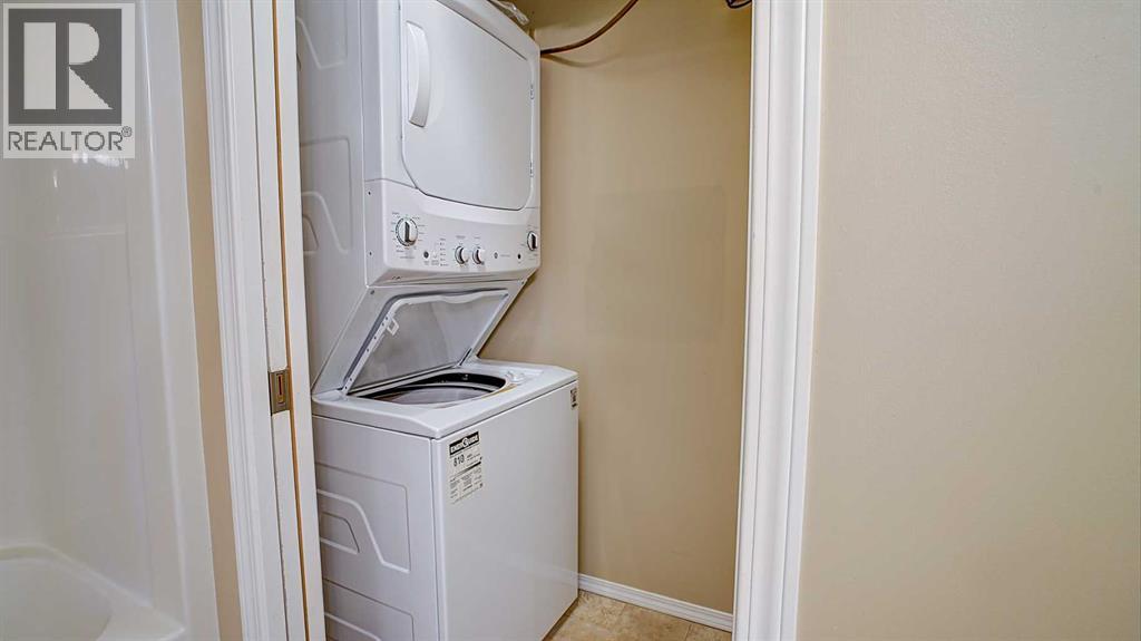 #212 31 Jamieson Avenue - 23