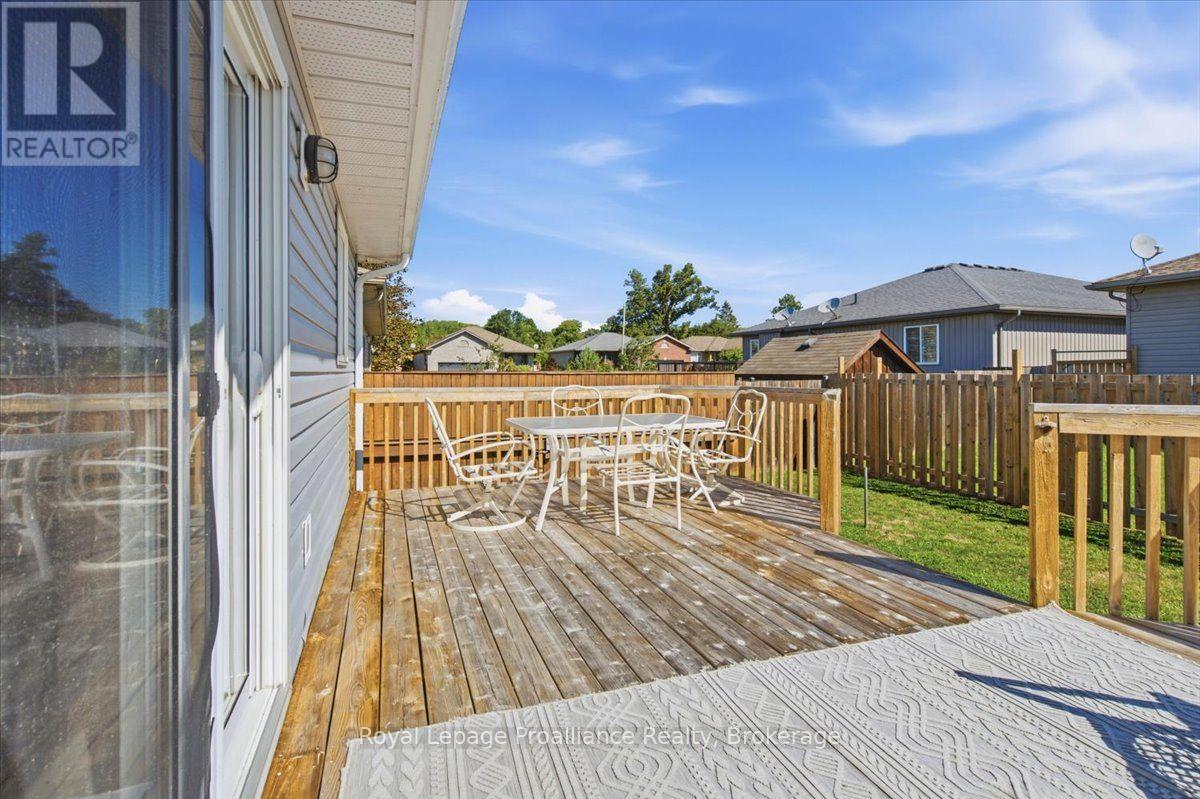 35 FOREST VALLEY DRIVE - 35