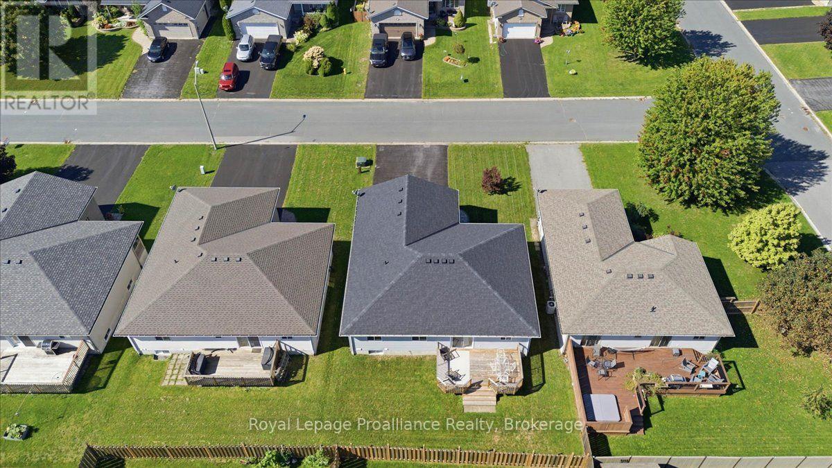 35 FOREST VALLEY DRIVE - Image 42