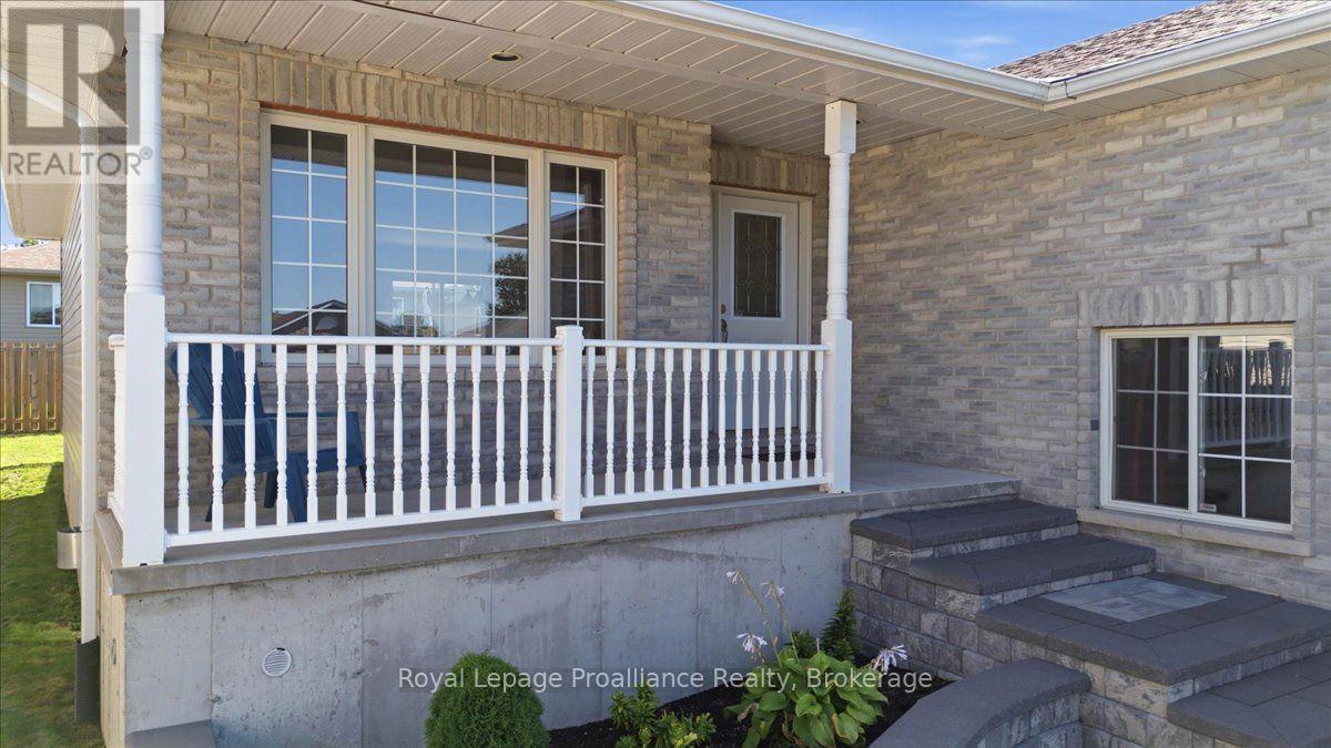 35 FOREST VALLEY DRIVE, Quinte West (Frankford Ward) — photo 8