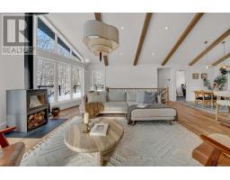 Living room - 3346 Marysville Road, Tyendinaga, ON K0K1Y0 Photo 11