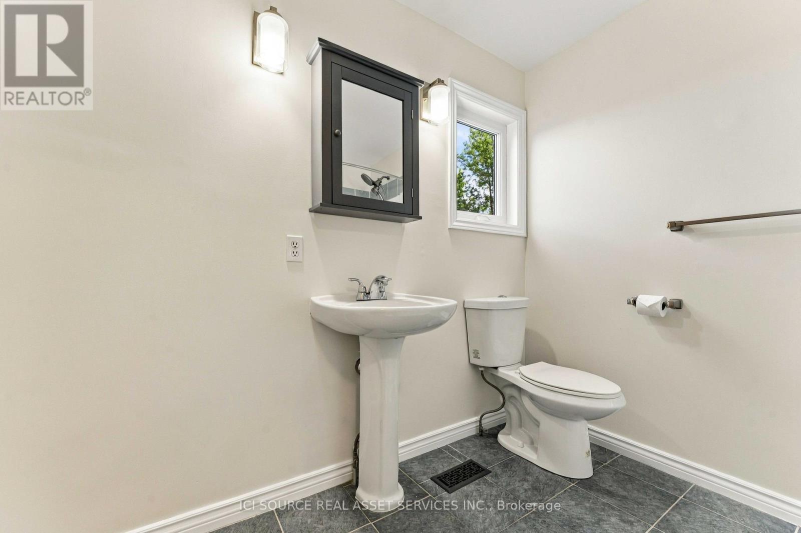 6367 HERBERTS CORNERS ROAD, Ottawa. Luxury613. By Peter Sagos - Image 18
