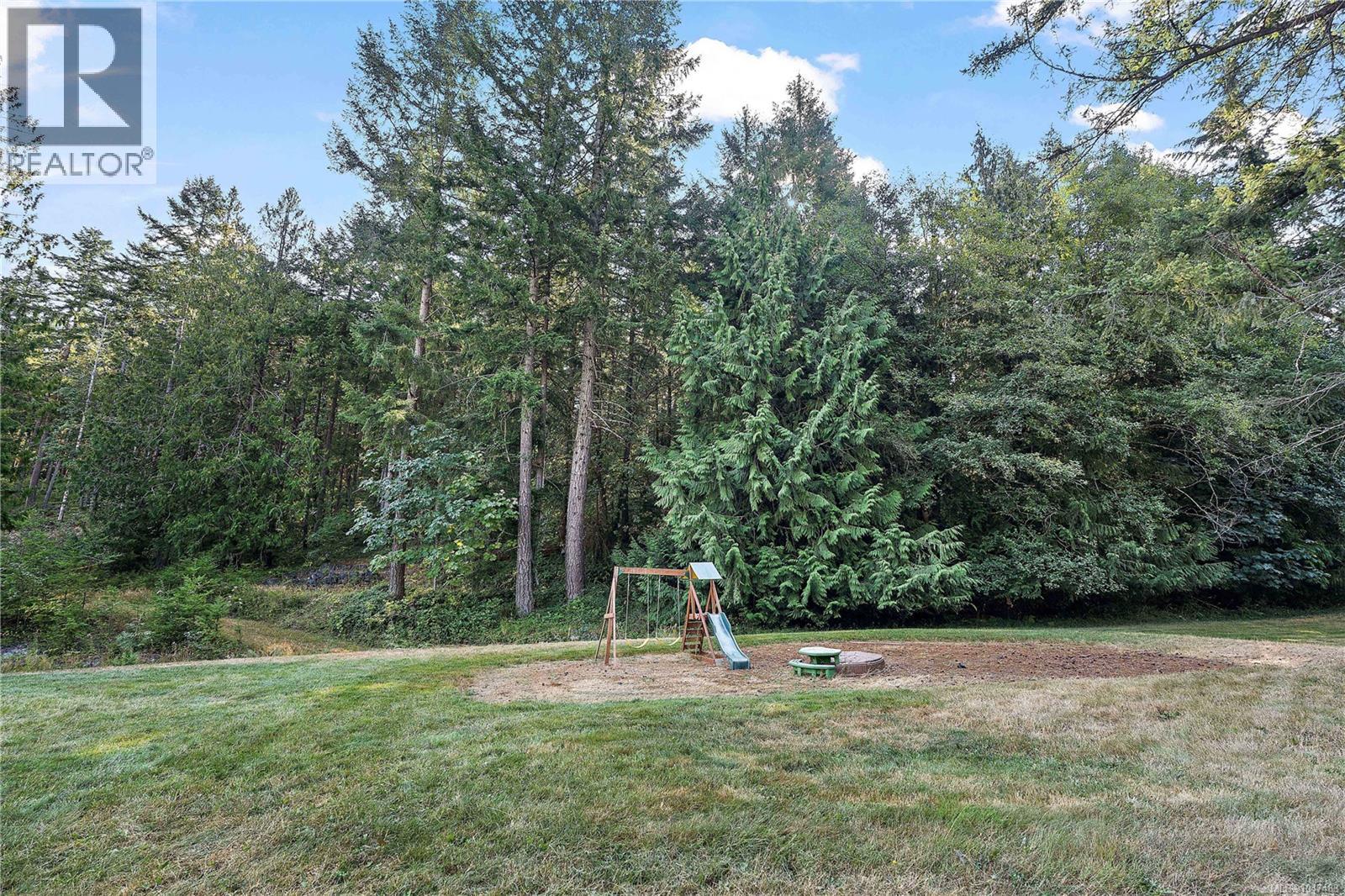2311/2307 Sylvester Rd - 44