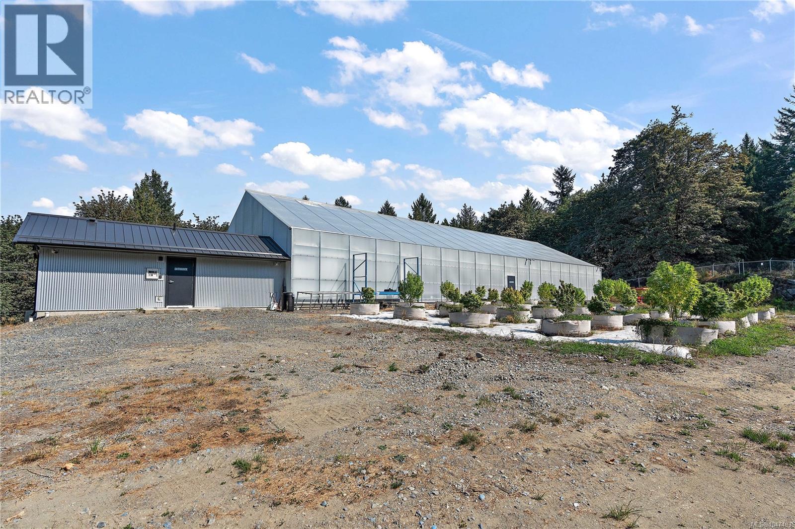 2311/2307 Sylvester Rd - 62
