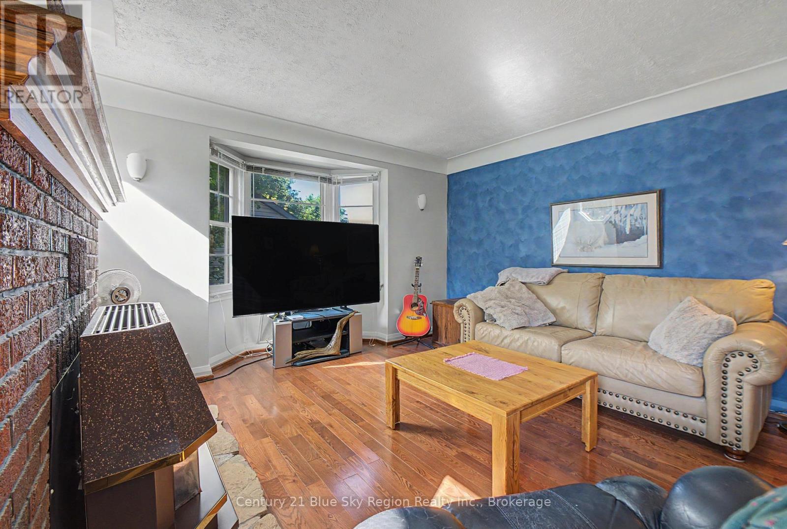 1150 METCALFE STREET - Image 14
