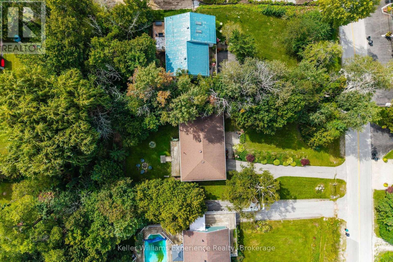 133 BAYVIEW AVENUE - Image 48