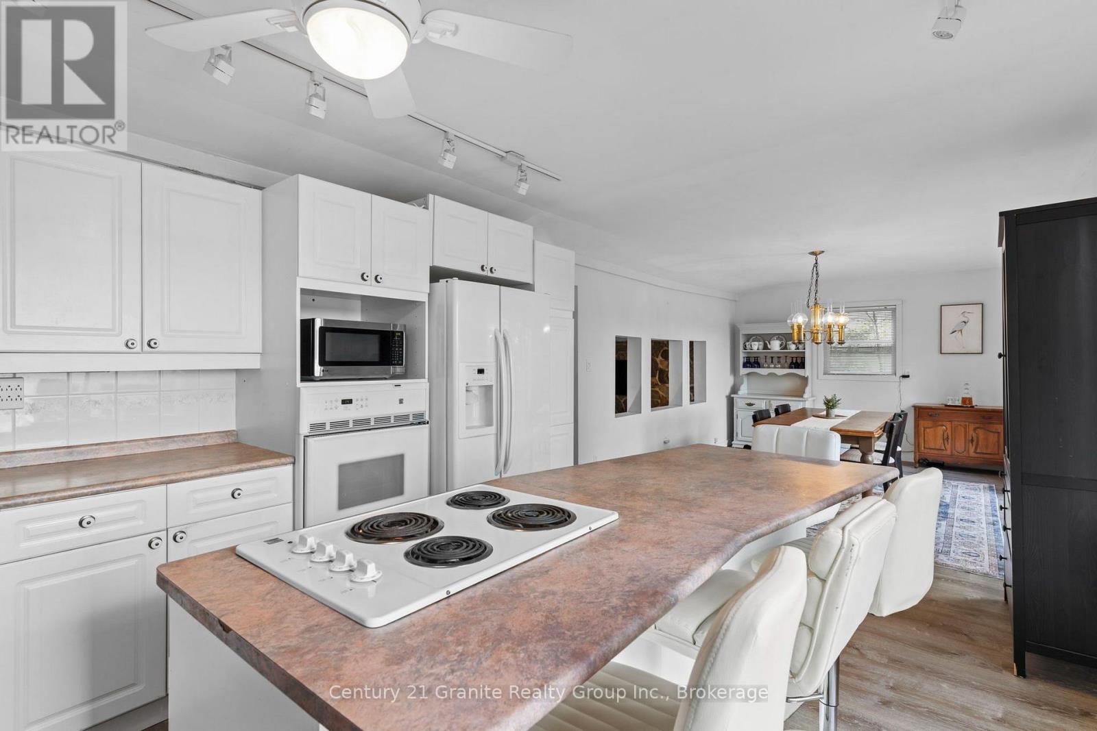 1335 BRAELOCH ROAD - 8