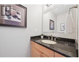 Mud room - 32 Pine Ridge Drive, Guelph, ON N1L1K3 Photo 9