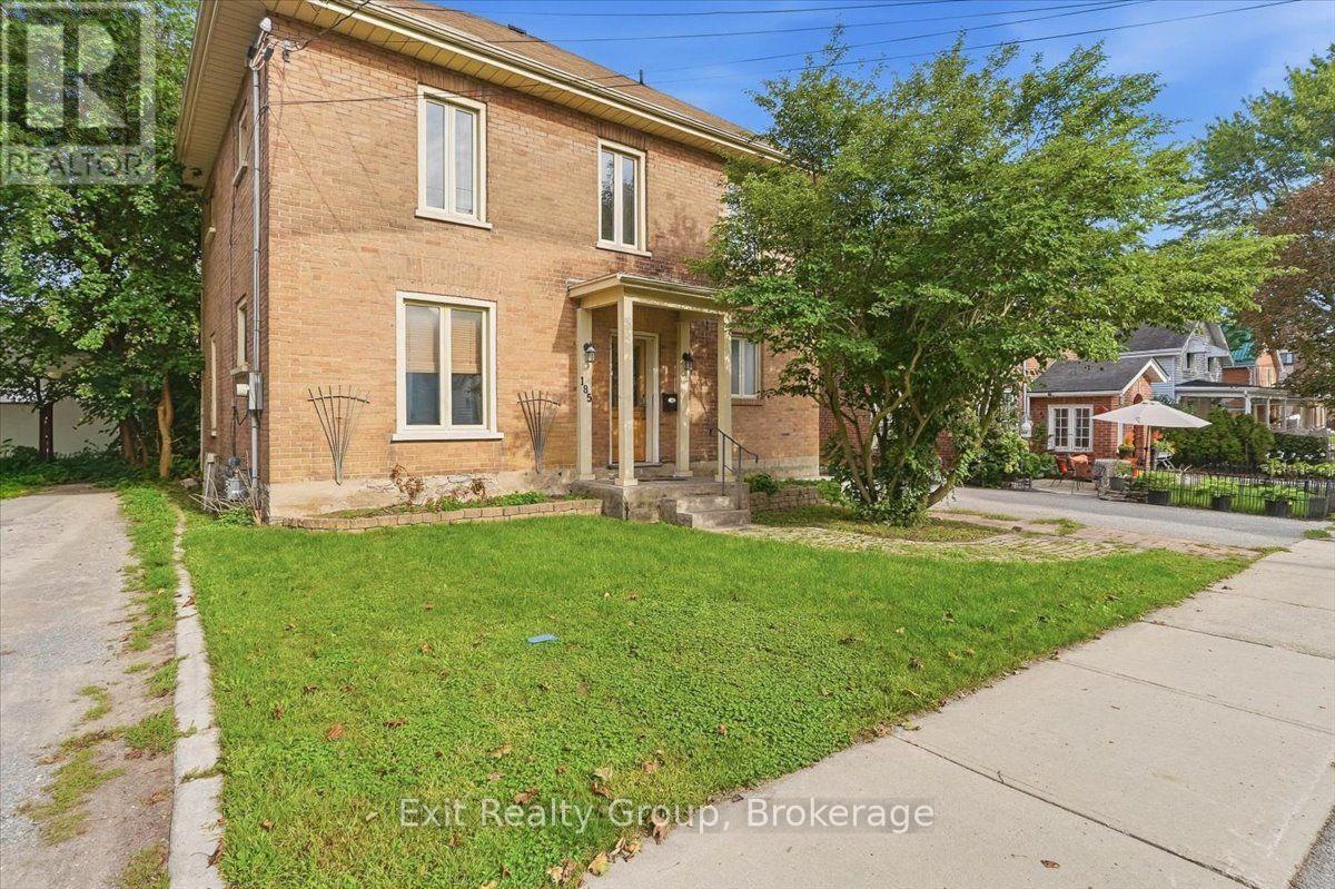 185 FOSTER AVENUE, Belleville (Belleville Ward)