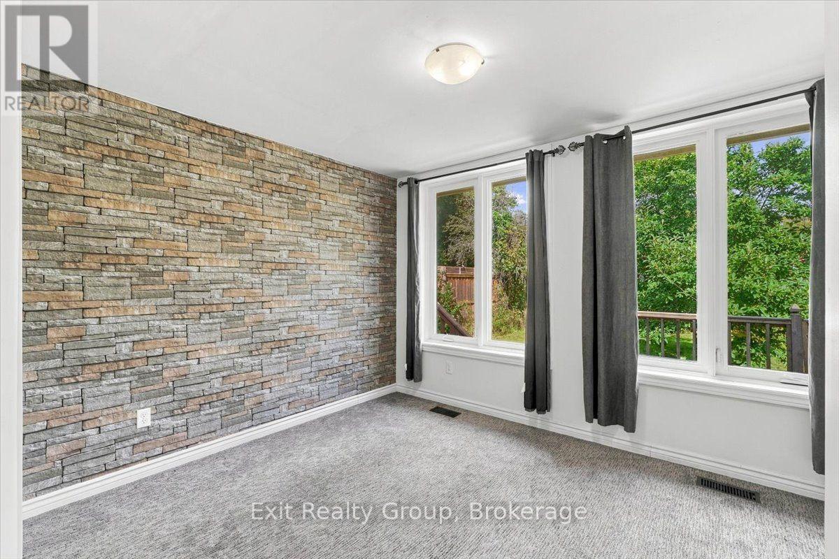185 FOSTER AVENUE - 18