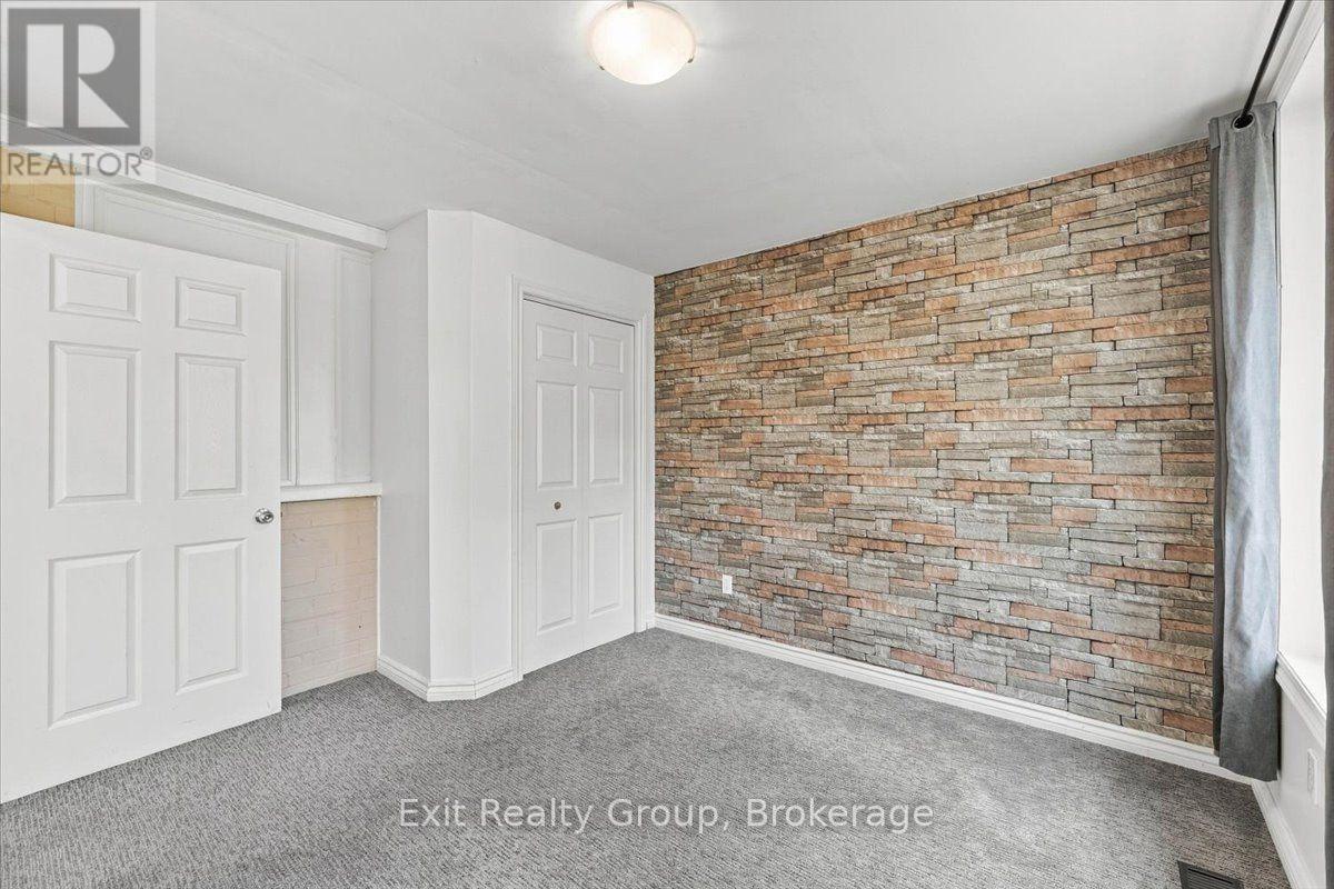 185 FOSTER AVENUE - Image 19