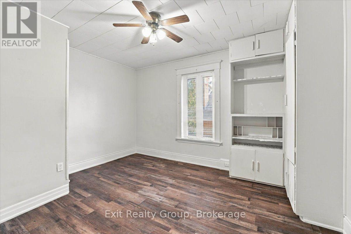 185 FOSTER AVENUE - Image 25