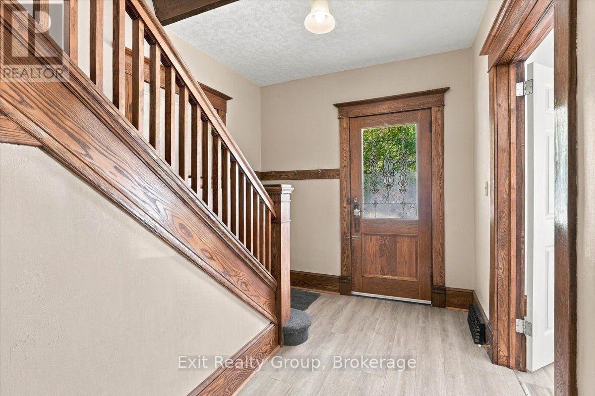 185 FOSTER AVENUE, Belleville (Belleville Ward) — photo 3