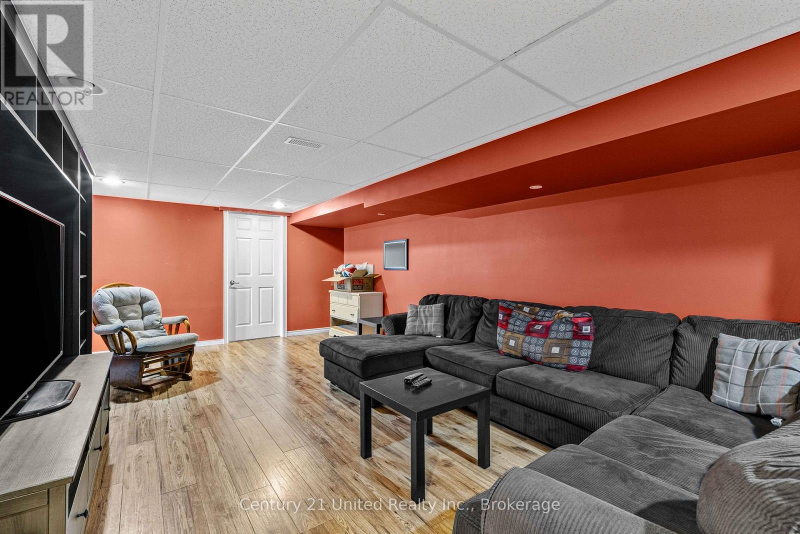 768 COTTINGHAM ROAD - Image 26