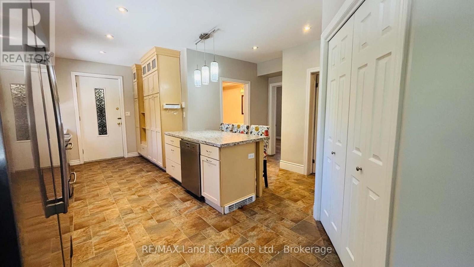 226 HURON STREET S, Saugeen Shores — photo 2