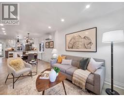 16 Hector Avenue, Toronto, ON M6G3G3 Photo 11