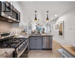 16 Hector Avenue, Toronto, ON M6G3G3 Photo 19