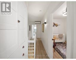 16 Hector Avenue, Toronto, ON M6G3G3 Photo 24
