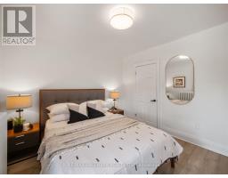 16 Hector Avenue, Toronto, ON M6G3G3 Photo 27