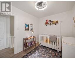 16 Hector Avenue, Toronto, ON M6G3G3 Photo 29