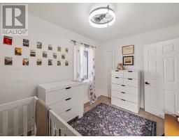 16 Hector Avenue, Toronto, ON M6G3G3 Photo 30