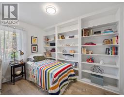 16 Hector Avenue, Toronto, ON M6G3G3 Photo 31