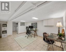 16 Hector Avenue, Toronto, ON M6G3G3 Photo 36