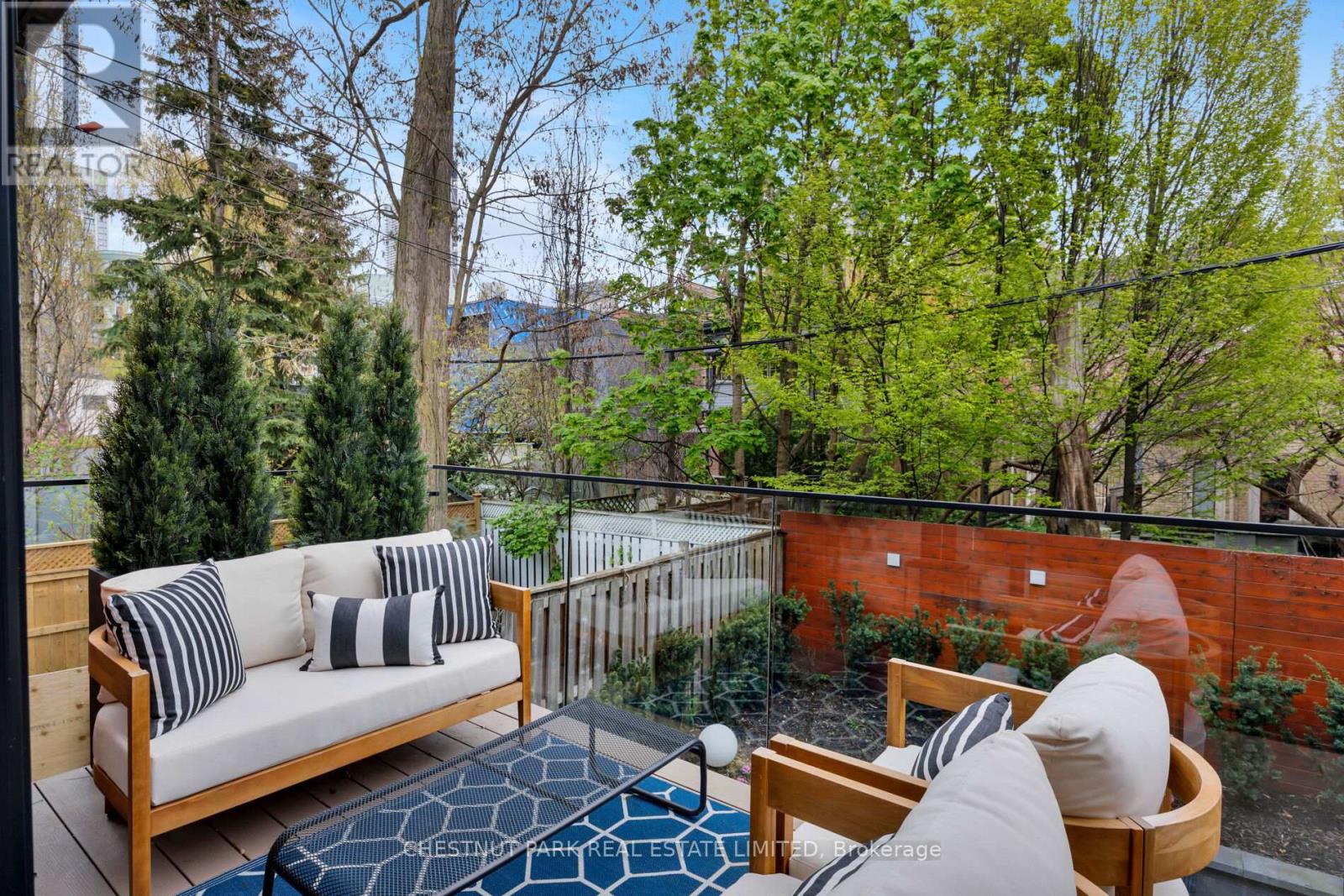 27 BOSWELL AVENUE - 23