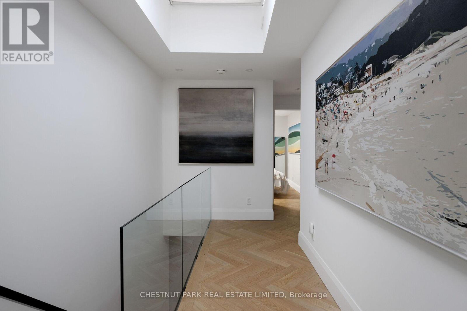 27 BOSWELL AVENUE - 34