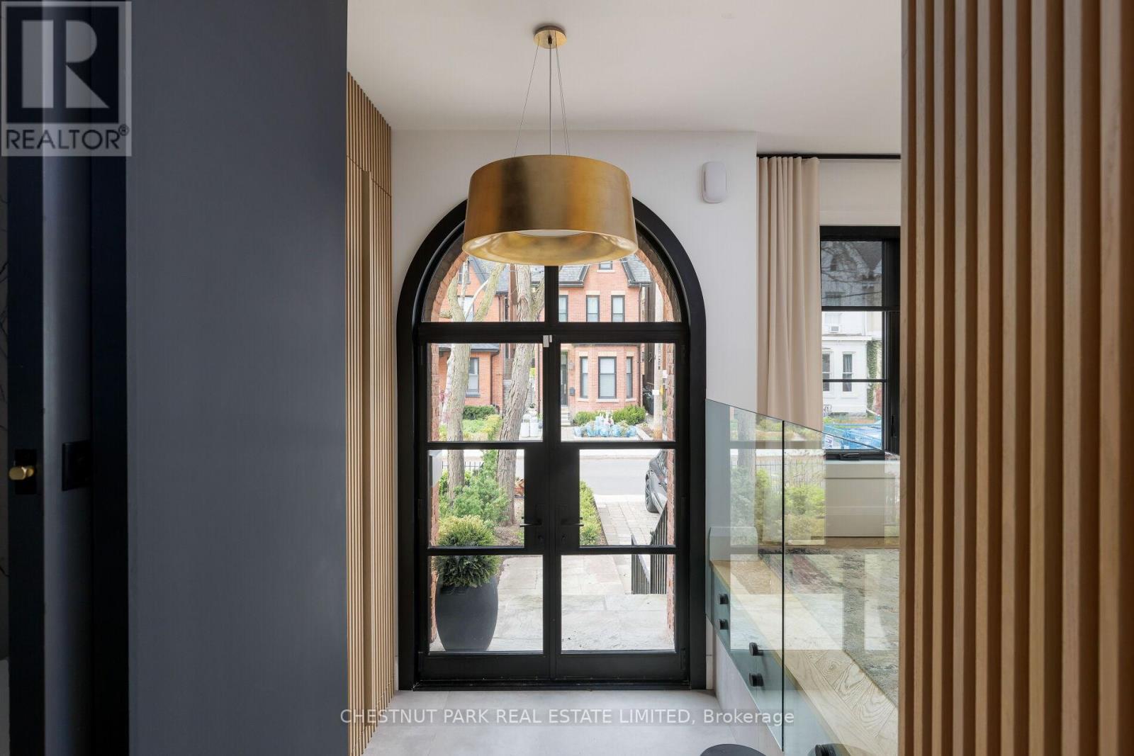 27 BOSWELL AVENUE - 4
