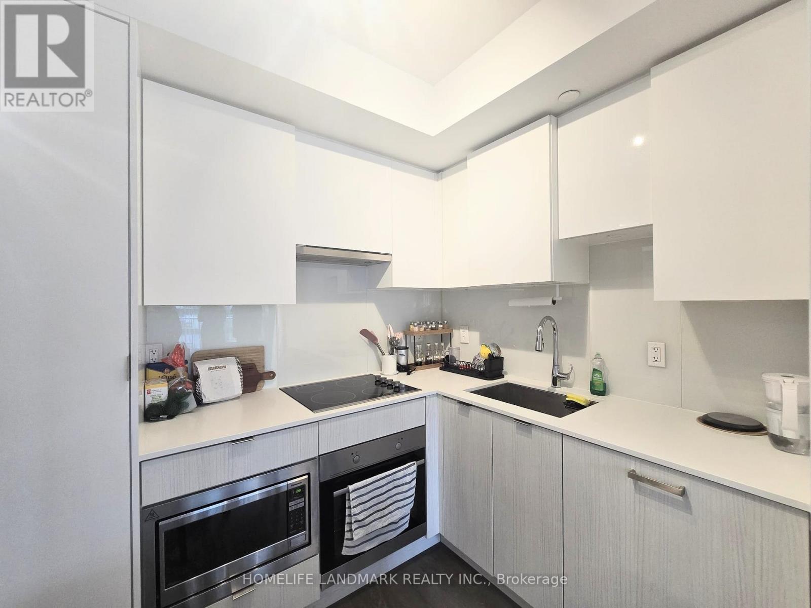 1011 NT - 99 BROADWAY AVENUE, Toronto (Mount Pleasant West) — photo 3