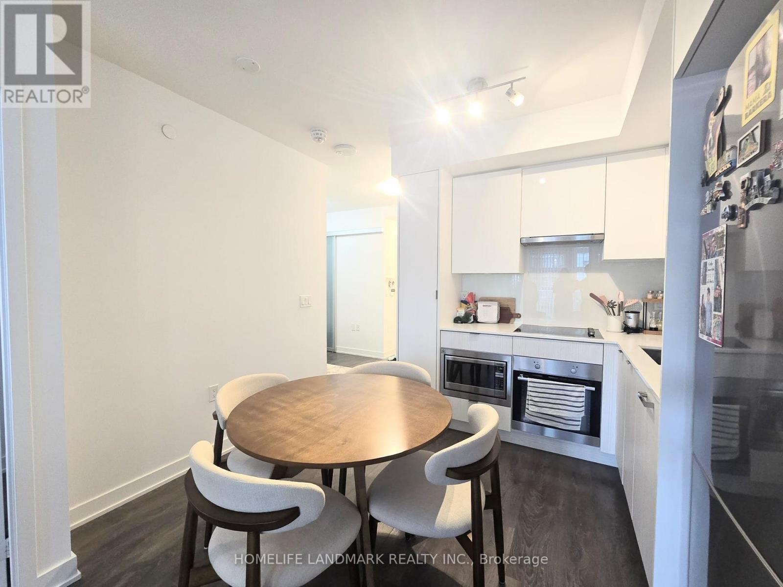 1011 NT - 99 BROADWAY AVENUE, Toronto (Mount Pleasant West) — photo 4