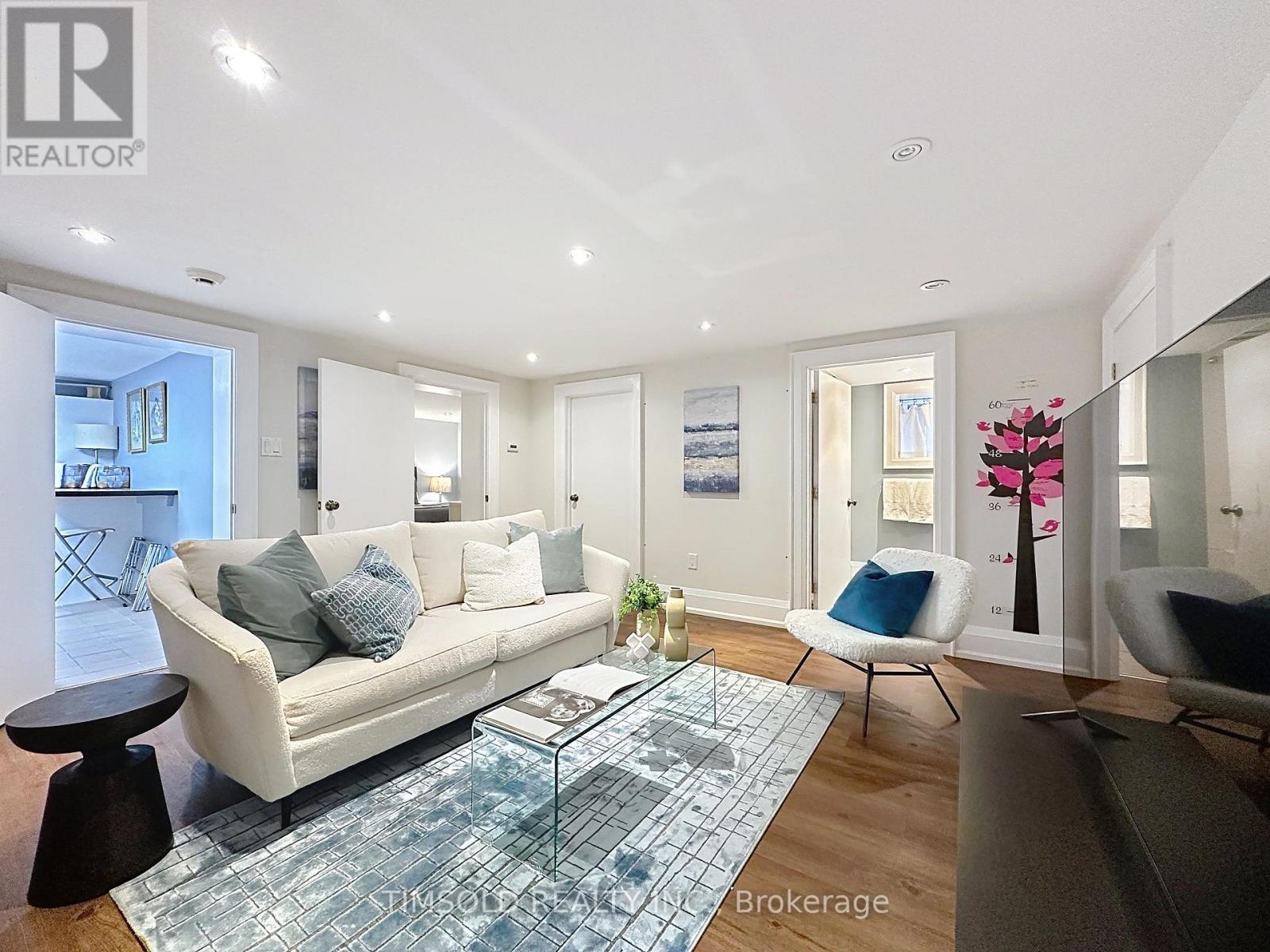 29 TARLTON ROAD - 37