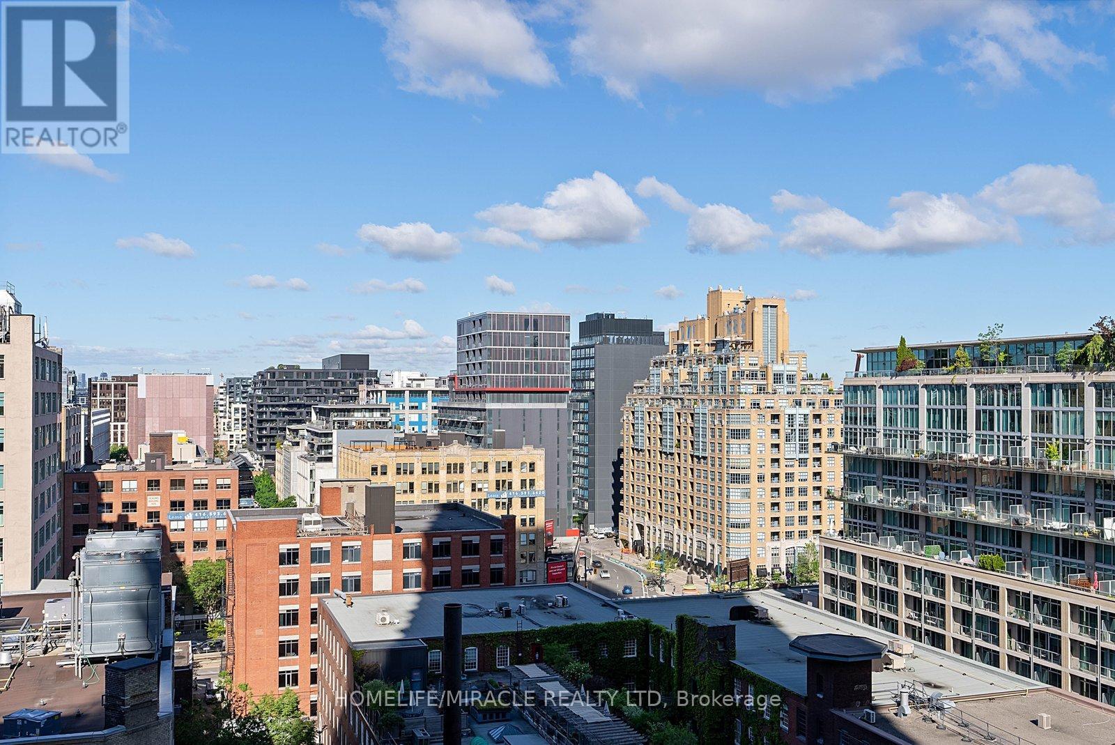 #1322 108 PETER STREET - Image 32