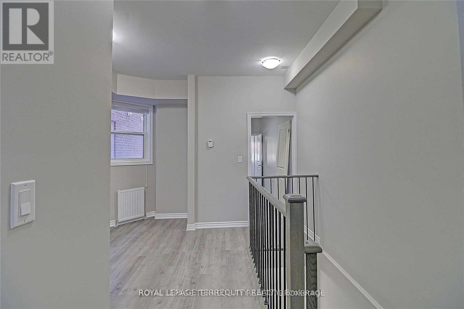 A - 637 LANSDOWNE AVENUE, Toronto (Little Portugal) — photo 2
