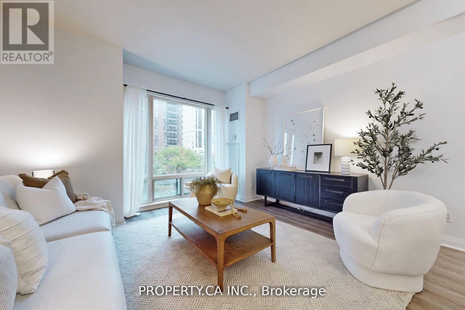 301 - 1121 BAY STREET, Toronto (Bay Street Corridor) — photo 2