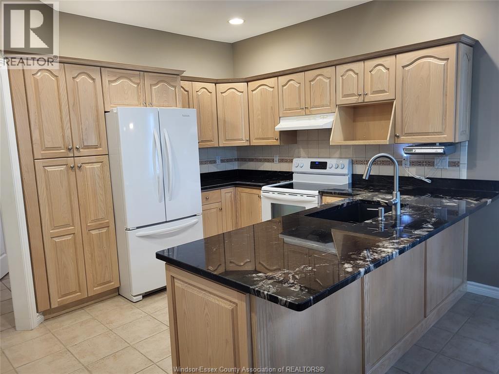 1410 POISSON STREET - 11