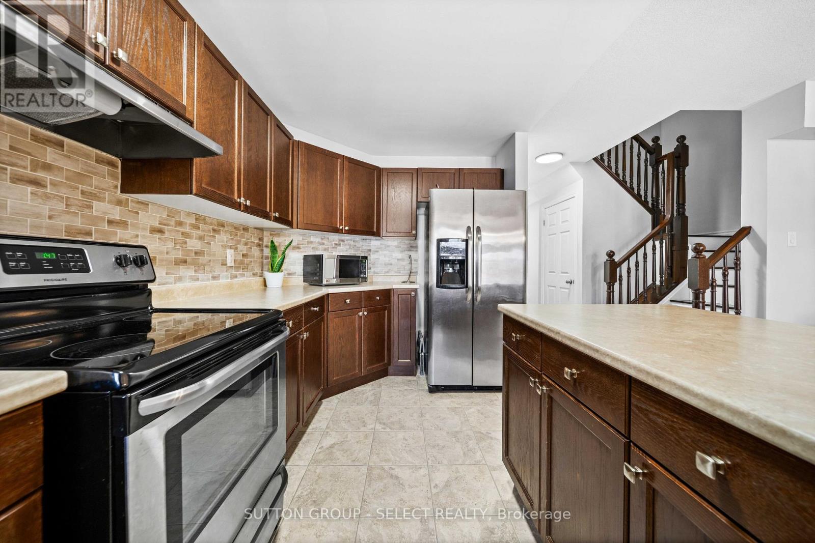 934 SILVERFOX CRESCENT, London North (North S) — photo 9