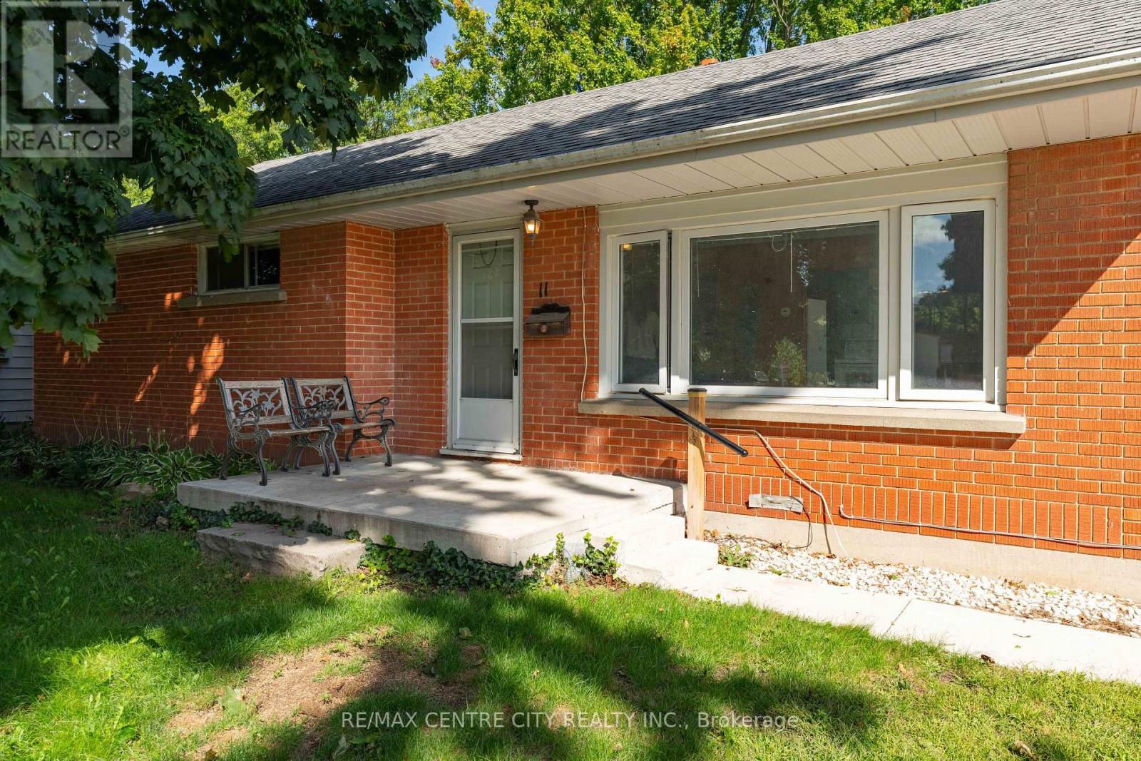 11 MARCHANT STREET - 6