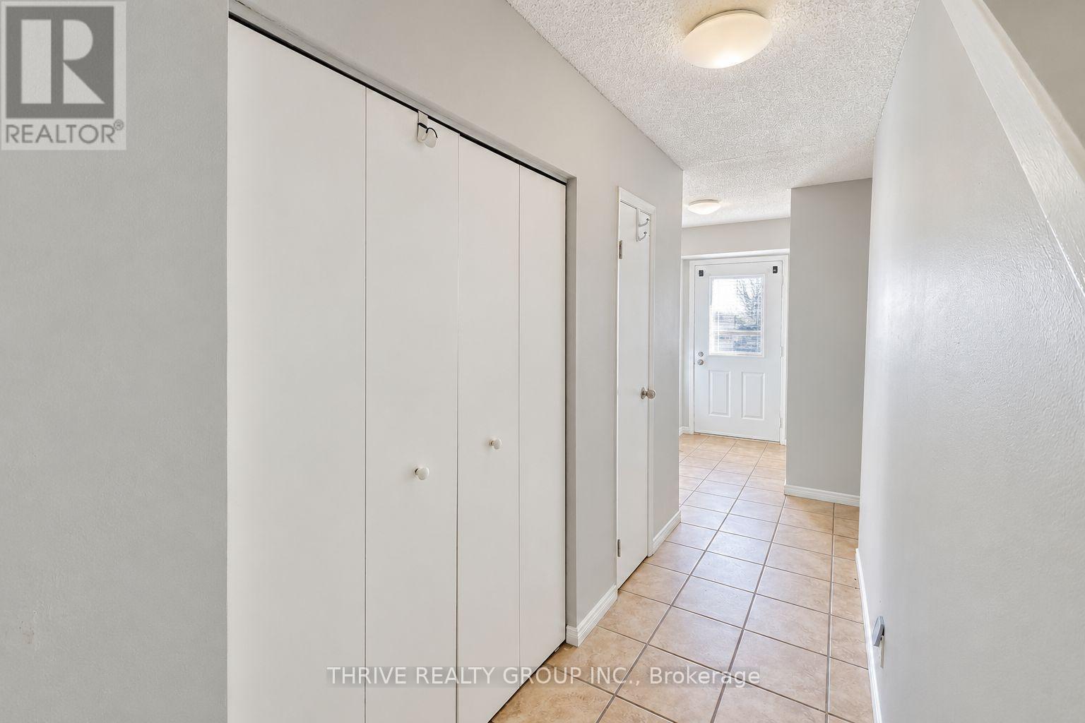 17 - 126 BELMONT DRIVE, London South (South O) — photo 7